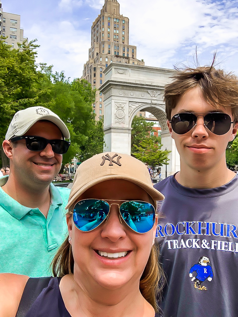 Washington square park college tour NYU new york university