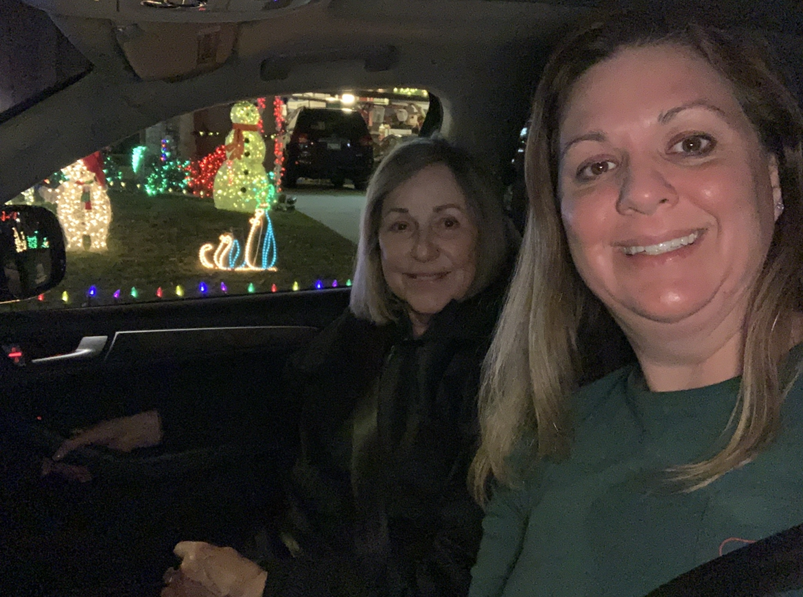 Where to see Christmas lights in Overland Park Life's Short Travel Well